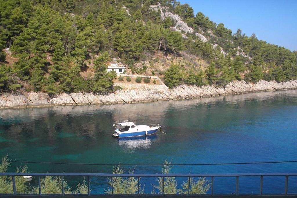Apartments By The Sea Cove Mala Pogorila, Hvar - 8952 Bogomolje Экстерьер фото